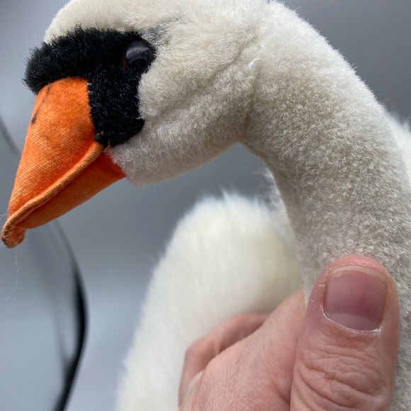 White Swan Plush - Hansa Creation - 2010 - Stuffed Animal Toy - 4085 - Rare - Picture 4 of 5